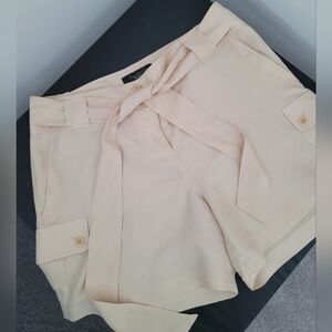Talbots Buttery Soft 100% Silk Cream Shorts Size 6